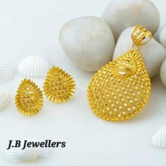 Fancy Gold Pendant and Earrings Set