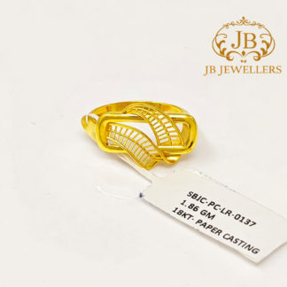 Stylish 18KT Gold Interwoven Designer Ring