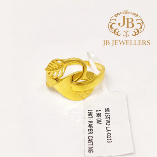 Gold Leaf Design Ring – Elegant Contemporary Finish